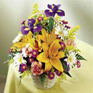 Boonton Florist | Iris Basket