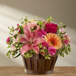 Boonton Florist | Lily Basket
