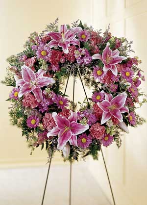 Boonton Florist | Lily Wreath